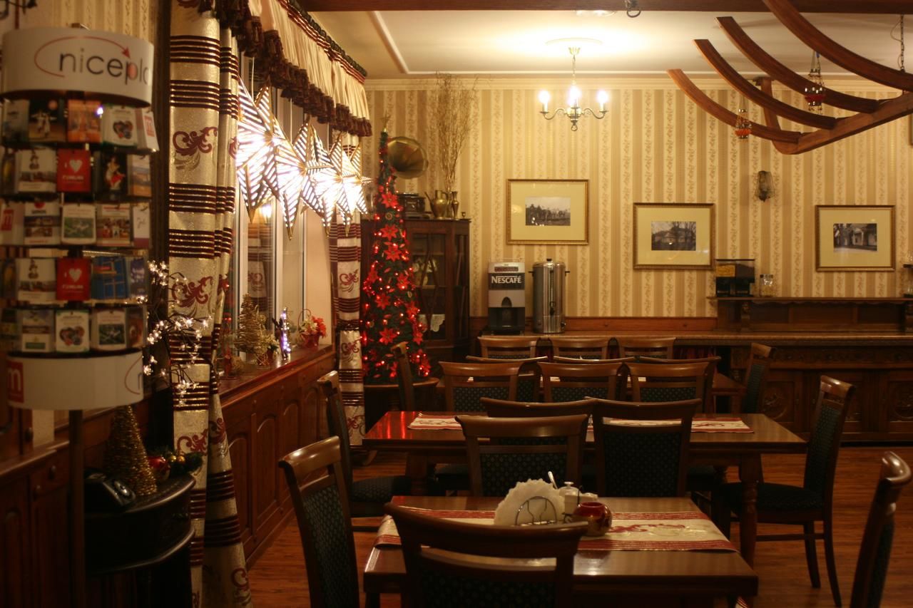 Отель Dwór Ostoia Rymanów-14